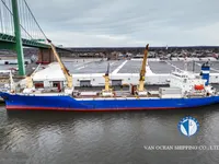 Рефрижераторне судно для продажу