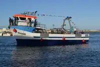 Буксирний човен на продаж