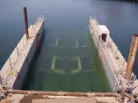 Баржа для продажу