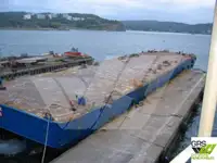 Баржа на продаж
