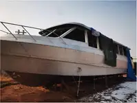 Пасажирське судно на продаж