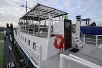 Баржа для продажу