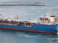 Танкер для нафти/хімікатів для продажу