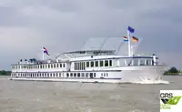 Круїзний лайнер для продажу