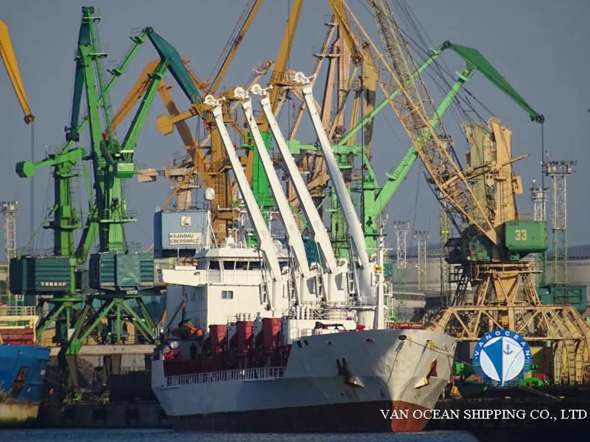 Рефрижераторне судно для продажу