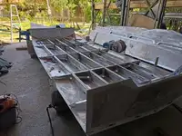 Робочі човни для продажу