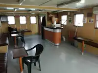 Десантний корабель, танк на продаж
