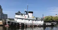 Буксирний човен на продаж