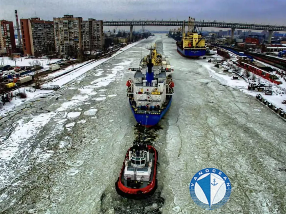 Рефрижераторне судно для продажу