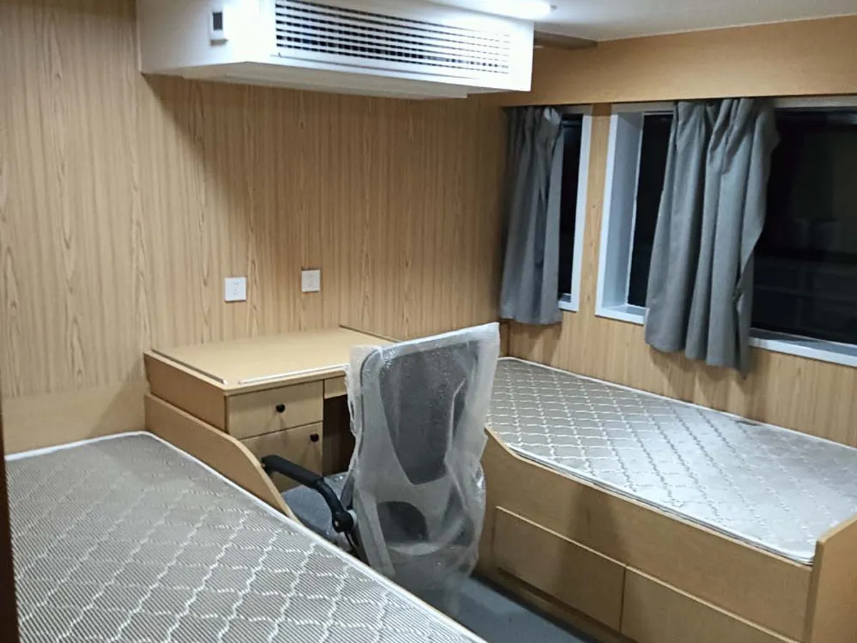 Катамаран для продажу