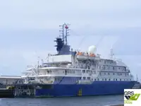 Круїзний корабель на продаж