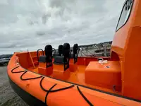 Жорсткий надувний човен для продажу