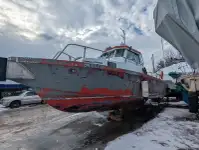 Робочі судна на продаж