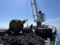 Універсальне судно для продажу