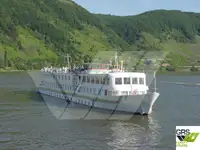 Круїзний корабель на продаж