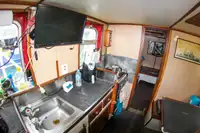 Танкер для перевезення зрідженого природного газу (ЗПГ) для продажу