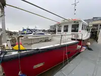 Судно підтримки водолазних робіт для продажу