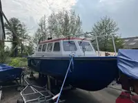 Патрульний катер на продаж