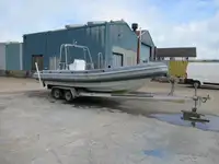 Жорсткий надувний човен для продажу