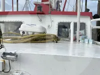 Тральник із тралом для продажу