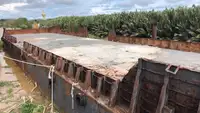 Баржа на продаж