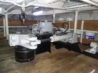 Дослідницьке судно для продажу