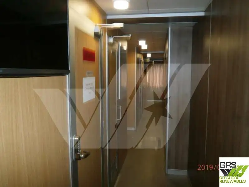 Судно для обслуговування вітрових електростанцій для продажу