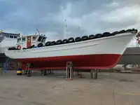 Робочі судна на продаж