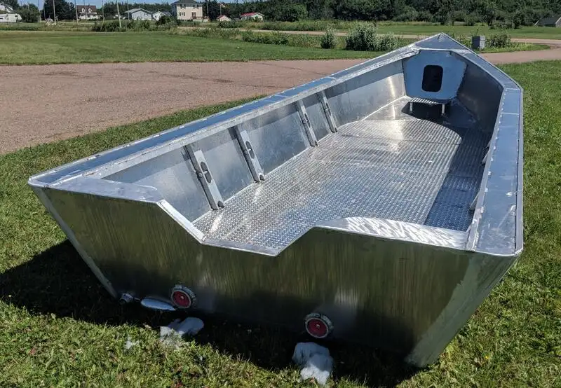 Робочі човни для продажу