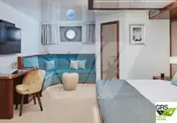 Круїзний лайнер для продажу