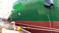 Контейнерний корабель на продаж