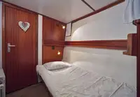 Floating hotel на продаж