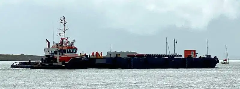 Баржа для продажу