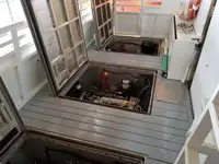 Пасажирське судно на продаж