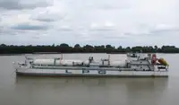 Танкер для перевезення зрідженого природного газу (ЗПГ) для продажу