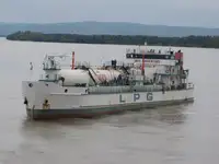 Танкер для перевезення зрідженого природного газу (ЗПГ) для продажу
