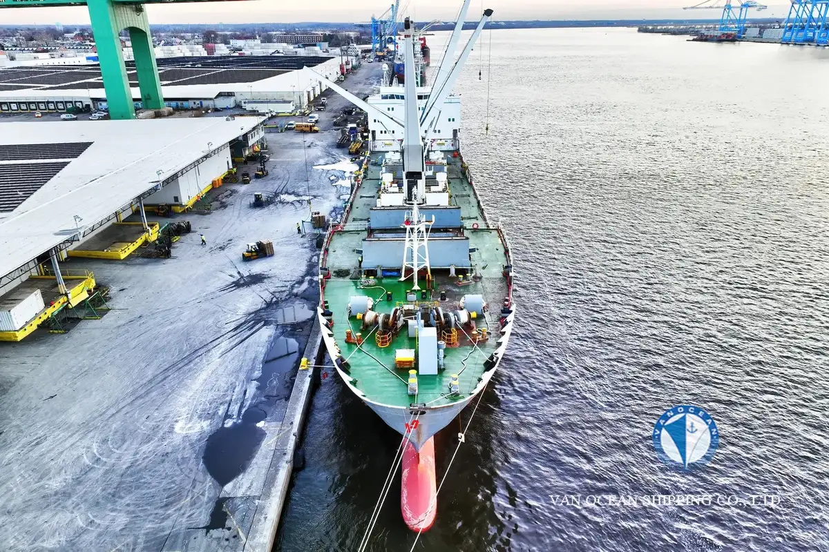 Рефрижераторне судно для продажу