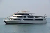 Пасажирський корабель для продажу