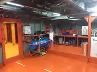 Круїзний лайнер для продажу