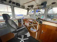 Буксир для продажу