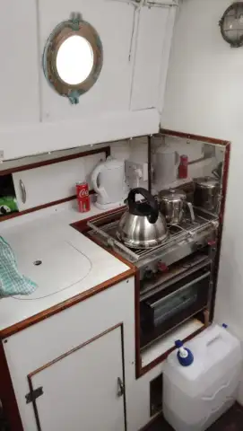 Лоцманський катер для продажу