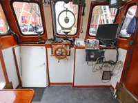 Лоцманський катер для продажу