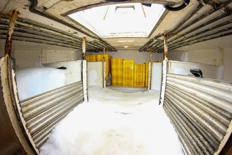 Танкер для перевезення зрідженого природного газу (ЗПГ) для продажу