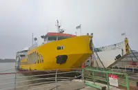 Десантний корабель, танк на продаж