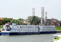 Круїзний корабель на продаж