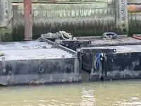 Понтон на продаж