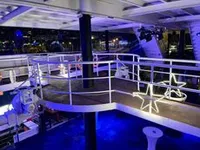 Пасажирський корабель для продажу