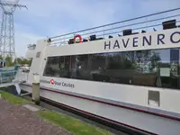 Пасажирський корабель для продажу