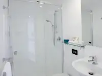 Катамаран для продажу