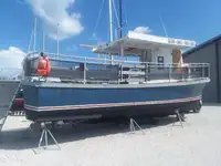 Пасажирський корабель для продажу